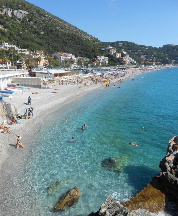 A 5 Minuti Dal Mare - Dolphin Beach House Spotorno Exterior foto